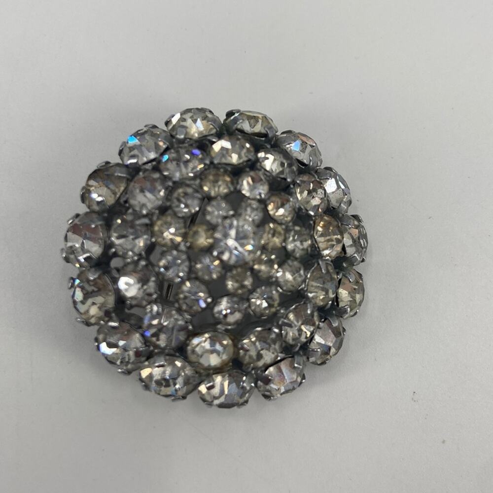Vintage costume jewelry pin